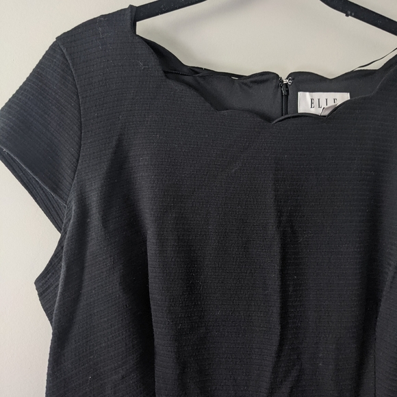 Black Elle dress - Picture 4 of 4